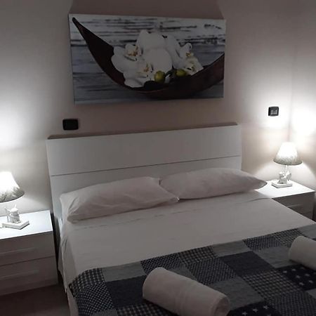 Hotel Ded 1 Parma Ngoại thất bức ảnh