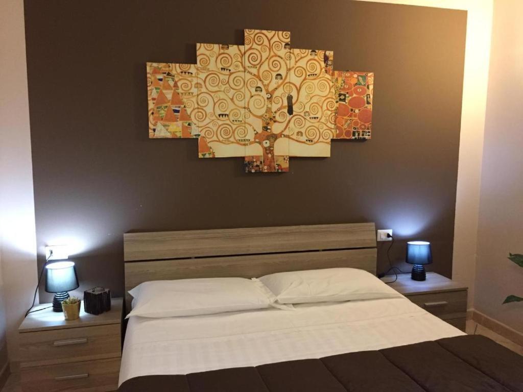 Hotel Ded 1 Parma Ngoại thất bức ảnh