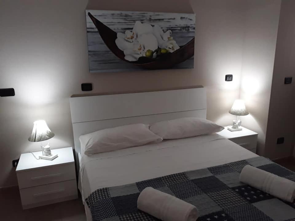 Hotel Ded 1 Parma Ngoại thất bức ảnh